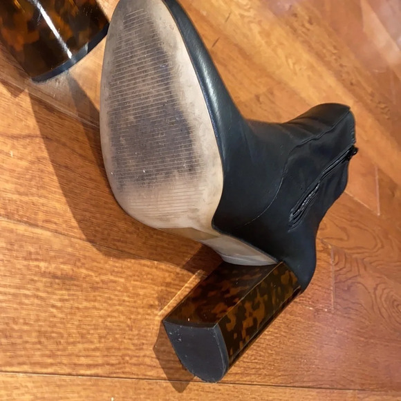 Aldo matte Black Round toe leopard  print platform ankle boots - Picture 7 of 17